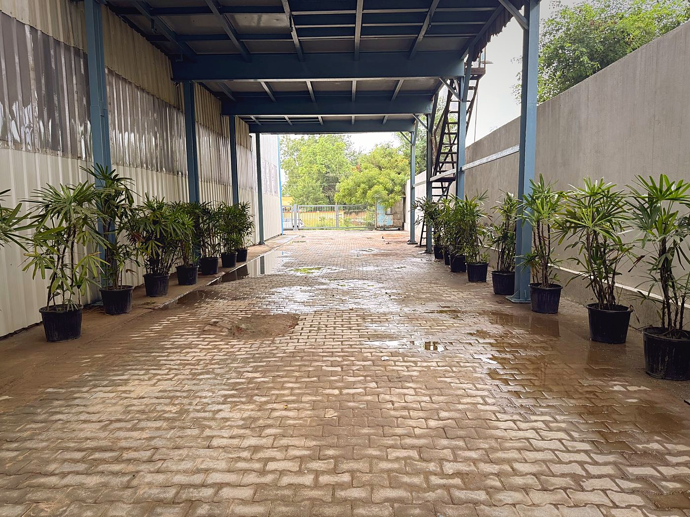 Warehouse view 4